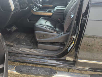 2015 Chevrolet 3500 Crew Cab, $27500. Photo 12