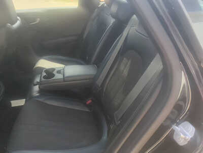 2015 Chrysler 200, $8999. Photo 8