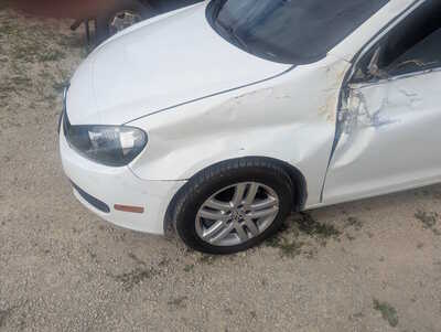 2013 Volkswagen Jetta, $2750. Photo 4