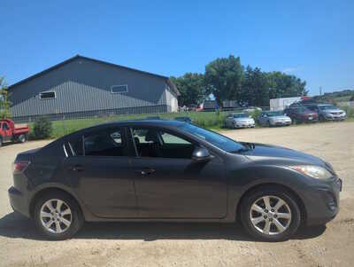 2011 Mazda Mazda3, $4500. Photo 5