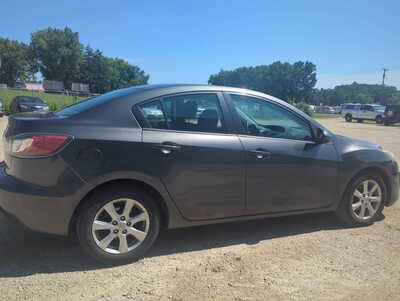 2011 Mazda Mazda3, $4500. Photo 6