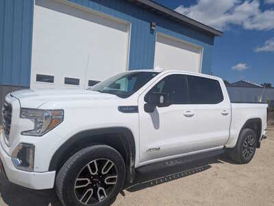 2021 GMC 1500 Crew Cab, $23995. Photo 2