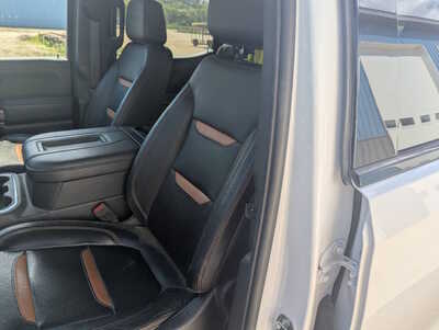 2021 GMC 1500 Crew Cab, $23995. Photo 8