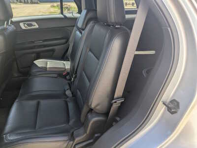 2015 Ford Explorer, $7500. Photo 10