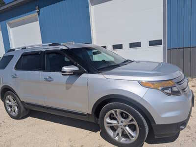 2015 Ford Explorer, $7500. Photo 6