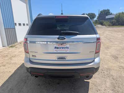 2015 Ford Explorer, $7500. Photo 8