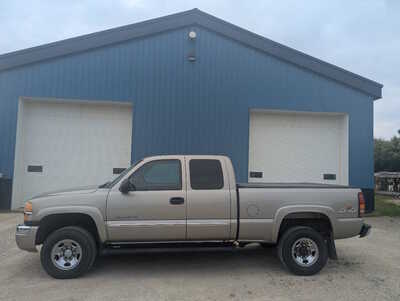 2003 GMC 2500 Ext Cab, $0. Photo 2