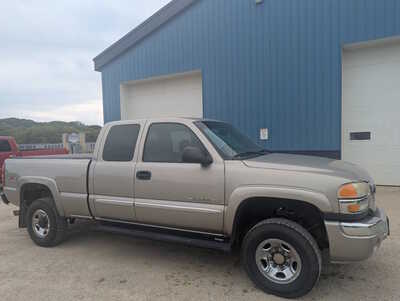 2003 GMC 2500 Ext Cab, $0. Photo 6