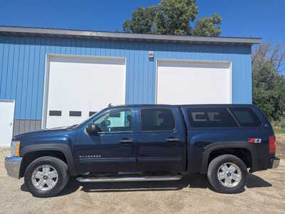 2012 Chevrolet 1500 Crew Cab, $8850. Photo 2