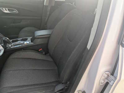 2016 Chevrolet Equinox, $7995. Photo 9