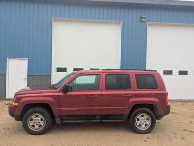 2017 Jeep Patriot, $3995. Photo 2