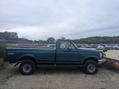1996 Ford F350 Reg Cab, $14999. Photo 5