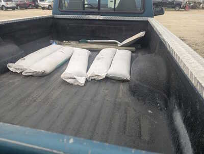 1996 Ford F350 Reg Cab, $14999. Photo 6
