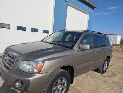 2007 Toyota Highlander, $8988. Photo 3