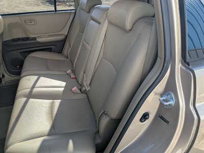 2007 Toyota Highlander, $8988. Photo 9