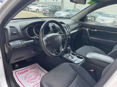 2011 Kia Sorento, $0. Photo 6