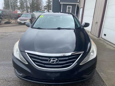 2011 Hyundai Sonata, $0. Photo 3