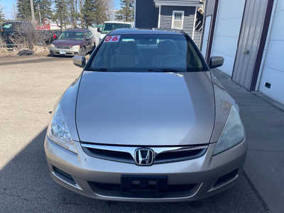 2006 Honda Accord, $0. Photo 3