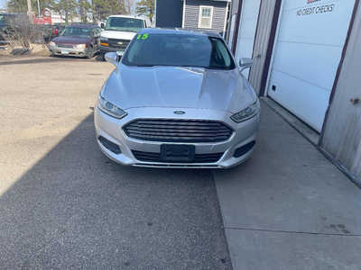 2015 Ford Fusion, $0. Photo 3