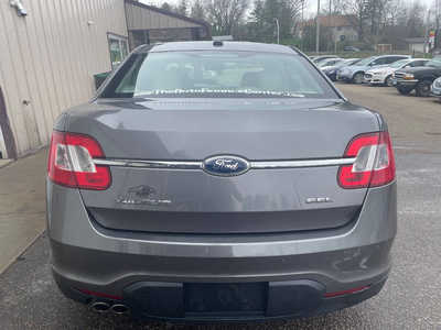 2012 Ford Taurus, $0. Photo 4