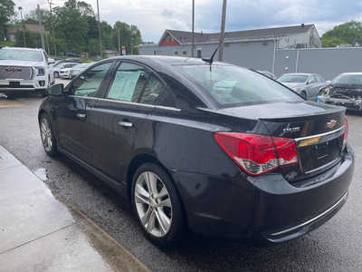 2011 Chevrolet Cruze, $0. Photo 4