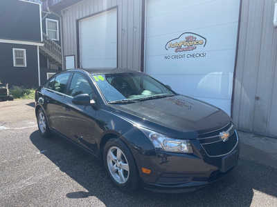 2014 Chevrolet Cruze, $0. Photo 2