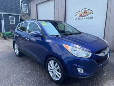 2012 Hyundai Tucson, $0. Photo 2