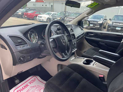 2015 Dodge Caravan, Grand, $0. Photo 6