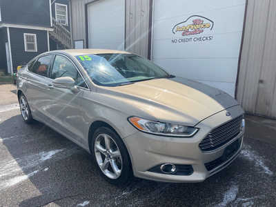 2015 Ford Fusion, $8995. Photo 2