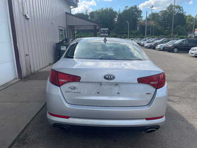 2011 Kia Optima, $0. Photo 5