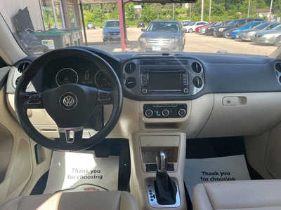 2011 Chevrolet Cruze, $0. Photo 5