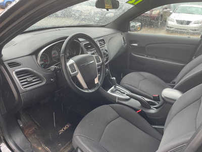 2012 Chrysler 200, $0. Photo 4