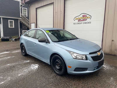 2011 Chevrolet Cruze, $0. Photo 2