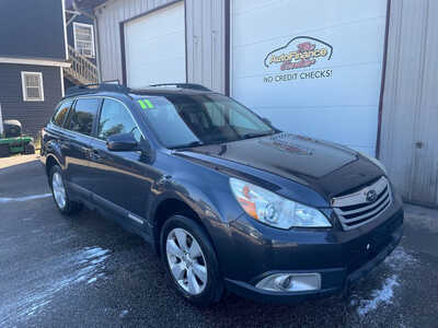 2011 Subaru Outback, $0. Photo 2