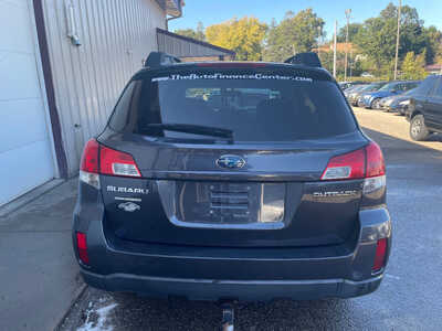 2011 Subaru Outback, $0. Photo 5