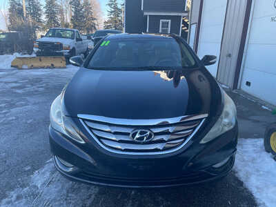 2011 Hyundai Sonata, $0. Photo 3