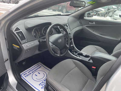 2012 Hyundai Sonata, $0. Photo 6