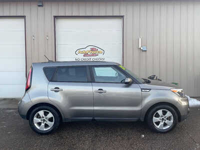 2017 Kia Soul, $0. Photo 1