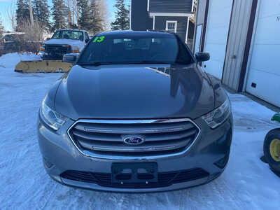 2013 Ford Taurus, $0. Photo 3