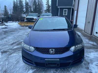 2010 Honda Civic, $0. Photo 3