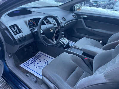 2010 Honda Civic, $0. Photo 4