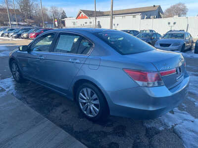 2011 Honda Accord, $0. Photo 4