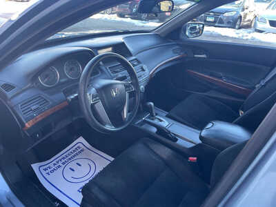 2011 Honda Accord, $0. Photo 6