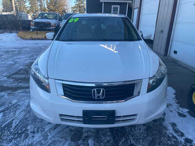 2009 Honda Accord, $0. Photo 3