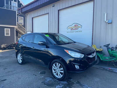 2012 Hyundai Tucson, $0. Photo 2