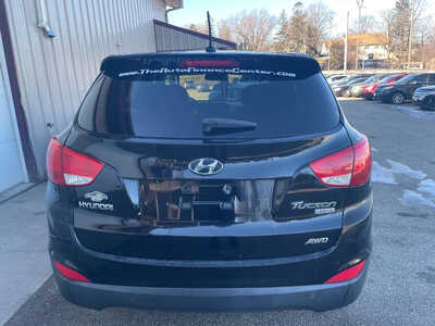 2012 Hyundai Tucson, $0. Photo 5