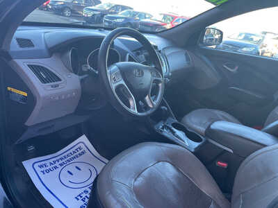 2012 Hyundai Tucson, $0. Photo 6