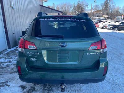 2010 Subaru Outback, $0. Photo 5