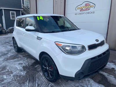 2014 Kia Soul, $0. Photo 2