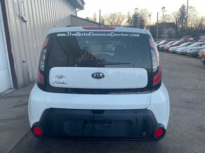 2014 Kia Soul, $0. Photo 5
